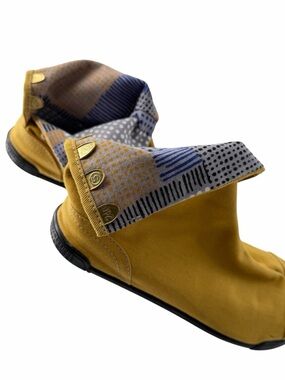 SOU・SOU Marugo split-toe tabi shoes